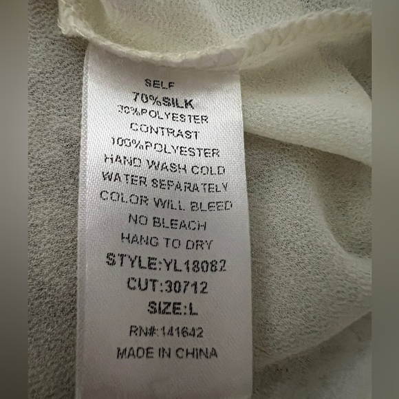 Ya Los Angeles Ivory Lace Shoulder Blouse - Picture 6 of 9